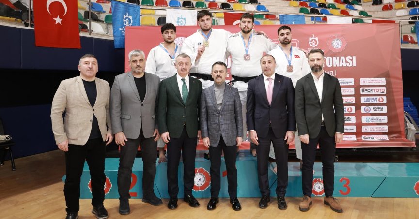 Kağıtsporlu judoculardan 13 madalya