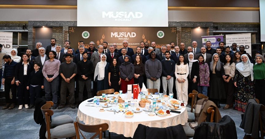 Vali İlhami Aktaş, MÜSİAD Kocaeli İftarı ve Kocaeli’nin Enleri Ödül Töreni Programına Katıldı