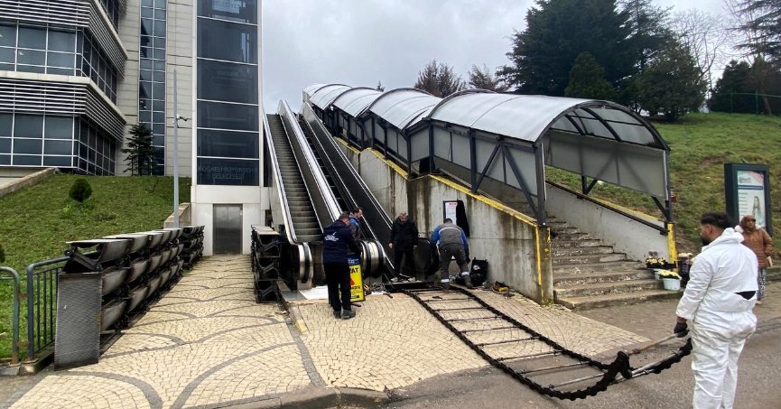  Yürüyen merdiven ve asansörlerde periyodik bakım sürüyor   