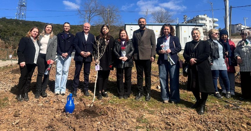 8 Mart’ta Hayatını Kaybeden Kadın Emekçiler Fidan Dikilerek Anıldı