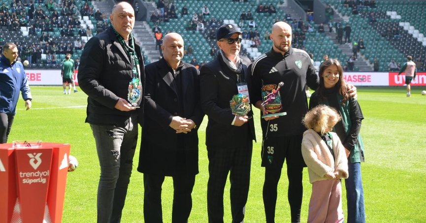 Kocaelispor tarihinde 3 kaleci 100 maç barajını geçti