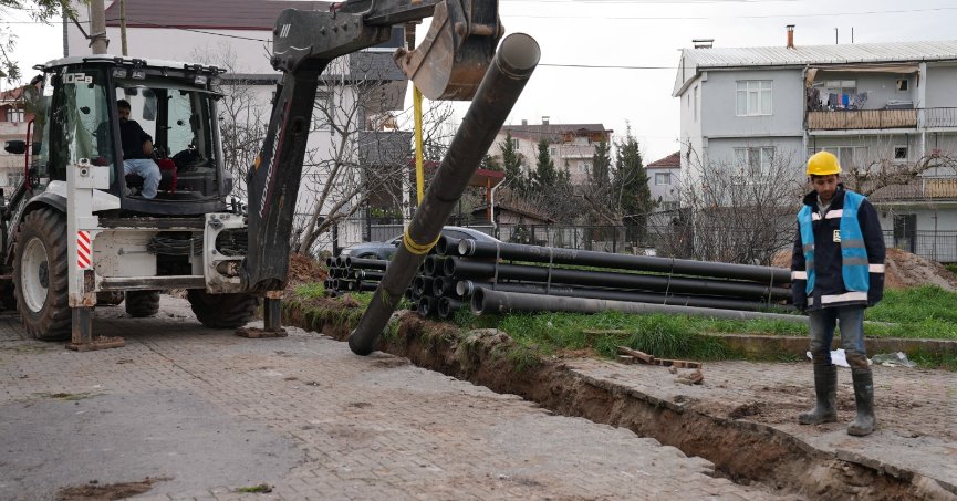 DERİNCE’DE ALTYAPI ÇALIŞMALARI TÜM HIZIYLA SÜRÜYOR