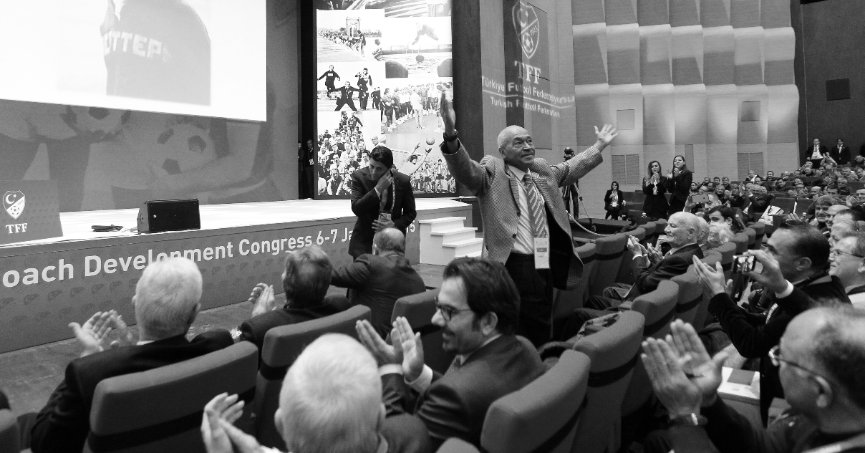 A Milli Takım'ın eski antrenörlerinden Çetin Güler hayatını kaybetti