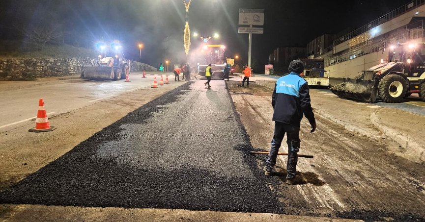 Büyükşehir’den yoğun asfalt mesaisi