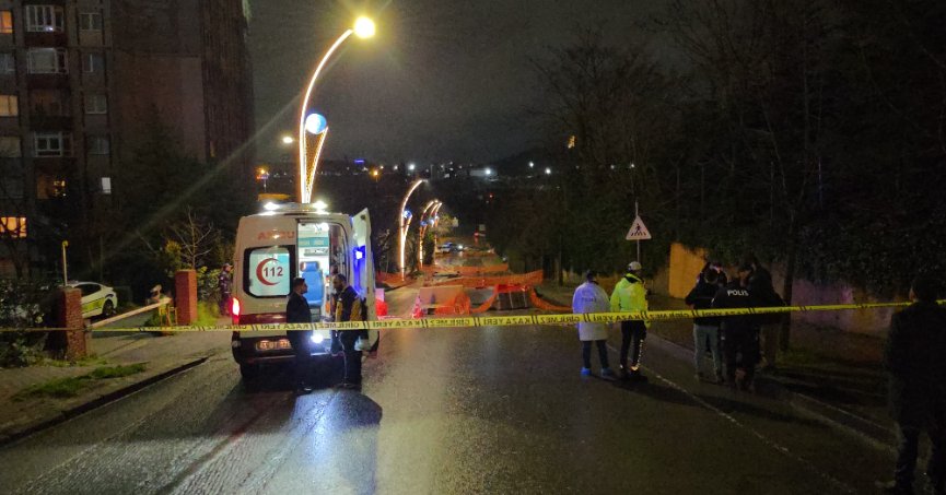 Motosiklet beton bariyerlere çarptı: 1 ölü