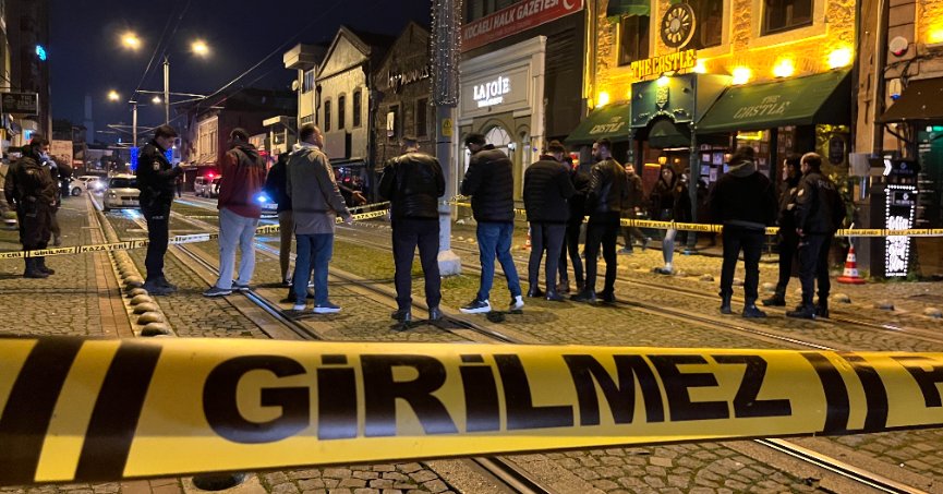 Kocaeli'de 3 kişinin öldüğü silahlı saldırıya ilişkin 9 şüpheli adliyede   