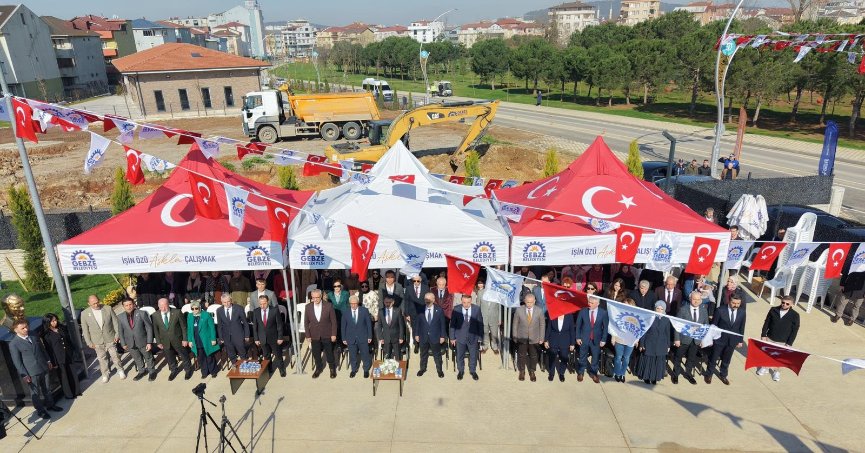 Gebze'de 30 milyon liralık yatırımla tamamlanan Sultanorhan Anaokulu açıldı