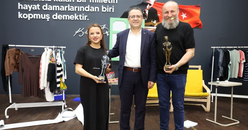 Kahkaha ve Sanat Aynı Sahnede Buluştu