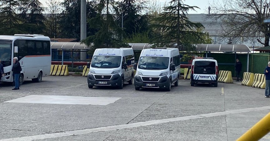 Lastik fabrikasında makineye sıkışan işçi hayatını kaybetti