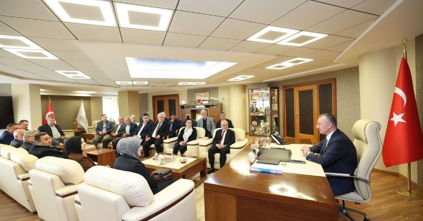 AK Parti Kandıra’dan Büyükakın’a ziyaret