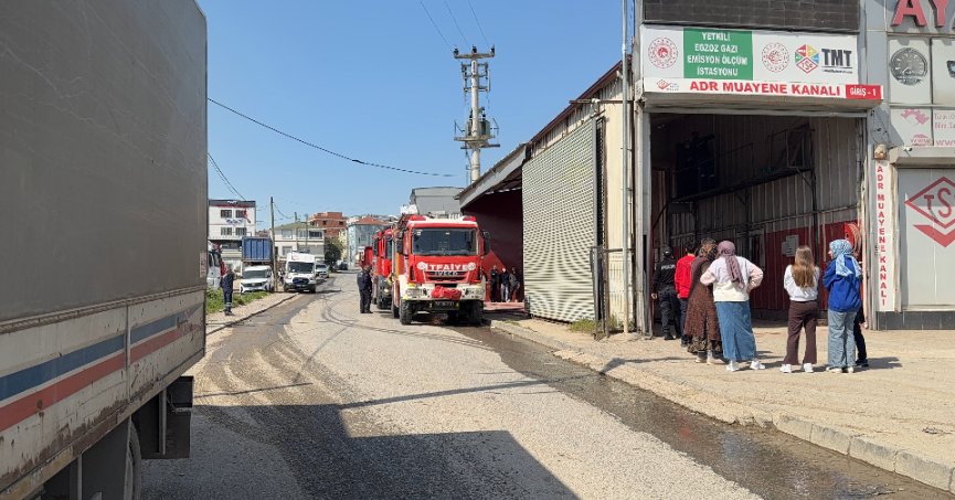 Gebze'de iş yerinde yangın çıktı