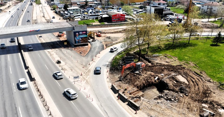 İzmit sahil bağlantı kolu trafiğe kapatılıyor