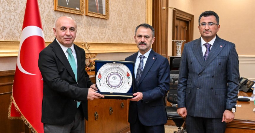 Vali İlhami Aktaş'ı Ziyaret Etti