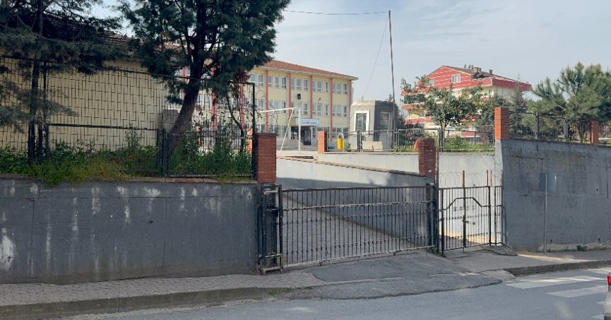  Kocaeli'de öğrencileri taciz ettiği iddia edilen çalışan tutuklandı