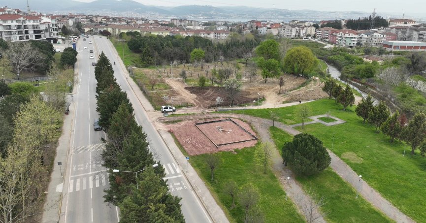 Gölcük Belediyesi Kadın El Emeği Satış Mağazasının Yapımına Başlandı
