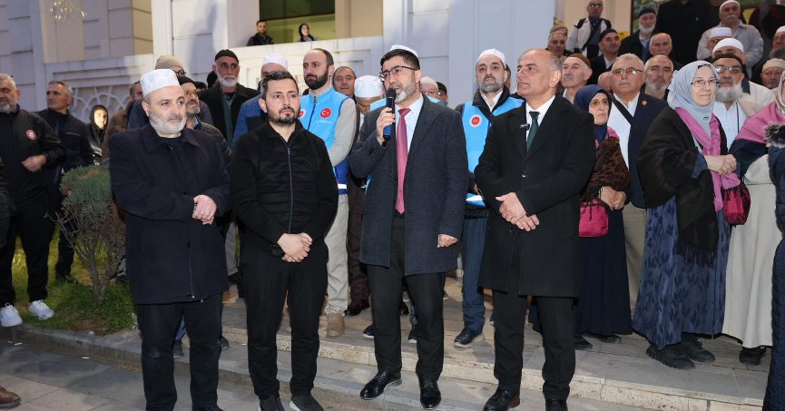 Körfezli ilk hacı kafilesi dualarla uğurlandı