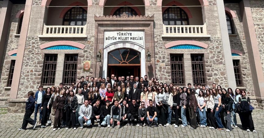 Çınar Akademi öğrencileri Ankara’da motivasyon depoladı