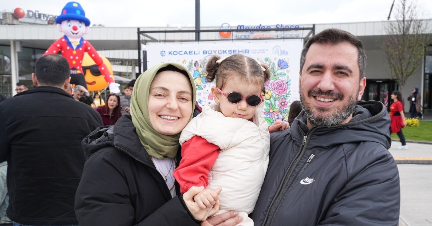 Milli İrade Meydanı aileleri buluşturuyor