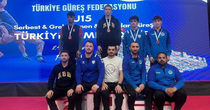 Kağıtspor her branşta gücünü ortaya koyuyor