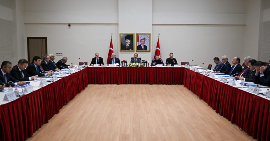 Kocaeli'de bir ayda 77 bin sürücüye trafik cezası kesildi