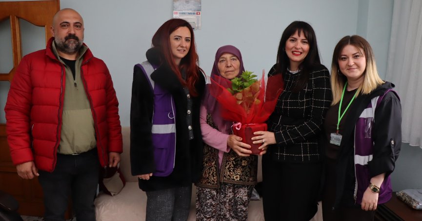  ‘Anneler Günü’ sürprizi