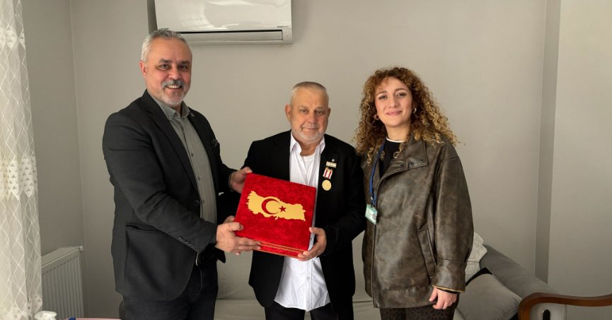 İzmit Belediyesinden Kıbrıs Gazilerine vefa ziyareti