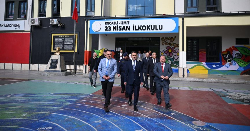 Vali İlhami Aktaş’tan Edebali Ortaokulu ve 23 Nisan İlkokuluna Ziyaret