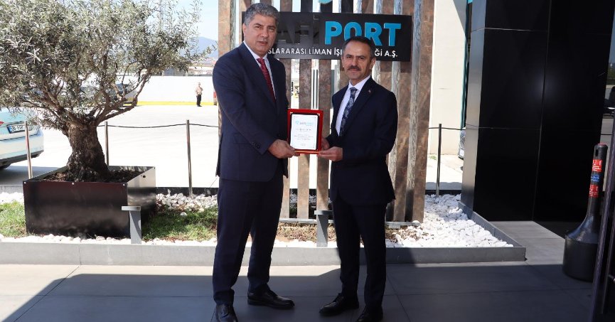 Vali İlhami Aktaş, Safiport Limanını Ziyaret Etti