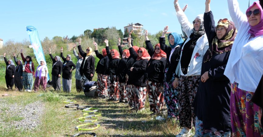 Şalvarlı sporla sağlıklı yaşama renkli farkındalık   