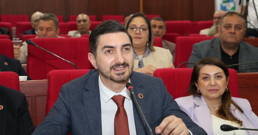İzmit Belediyesini AKP’nin  ballı kaymaklı müteahhitleriyle karıştırmayın
