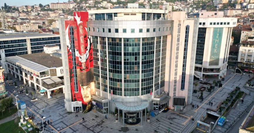 İzmit Belediyesinden Modern Hayvan Pazarı’na ücretsiz ring servisi