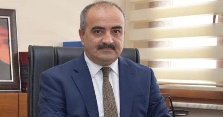 Eski başkan yardımcısı kalbine yenildi
