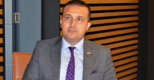 HEP BİRLİKTE ELİMİZİ TAŞIN ALTINA KOYACAĞIZ