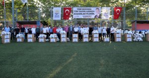Gölcük Belediyesi’nden amatör futbol kulüplerine malzeme desteği