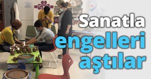 Sanatla engelleri aştılar