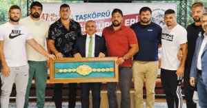 Taşköprü Yağlı Güreşleri, yine nefesleri kesecek