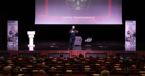  Prof. Batı, dijital dönüşümü anlattı