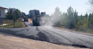Derince 17 Ağustos Caddesi asfaltlanıyor