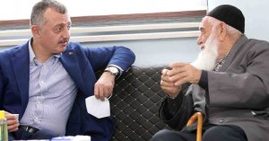 Başkan Büyükakın: Kartepe’de yeni projeler için kolları sıvadık