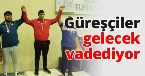 Güreşçiler gelecek vadediyor