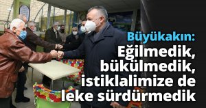 Başkan Büyükakın: Eğilmedik, bükülmedik, istiklalimize de leke sürdürmedik