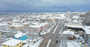 Başiskele’de Kışın Yollar Açık