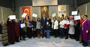 TÜRK EL SANATLARI SANATALARI GÖLCÜK’TEN GELECEĞE TAŞINIYOR