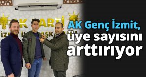 AK Genç İzmit, üye sayısını arttırıyor