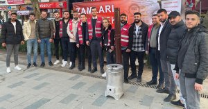 CHP Gençlik Kolları soba kurdu Vatandaş zamlı elektrik faturalarını yaktı