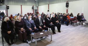Gölcüklü kadınlar en özel günlerini dolu dolu kutladı