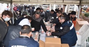 KARTEPE’DE ÇANAKKALE DESTANI ANISINA HELVA İKRAMI