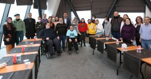 EYDEM'de kursiyerlerin doğum günleri kutlandı