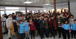 Başkan Sezer Ulaşlı Gençlik Merkezi'nde gençlerle bir araya geldi