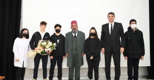 Kartepe'de Ahmet Yenilmez Büyük İlgi Gördü